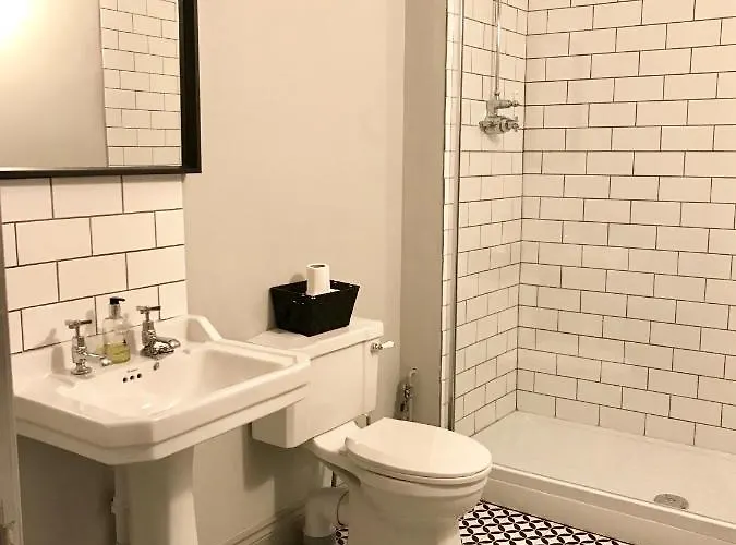 Historic Two Bed In Heart Of The *