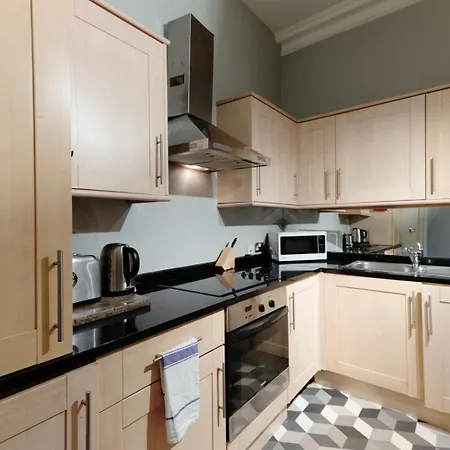 Апартаменты Historic Two Bed In Heart Of The Бристоль