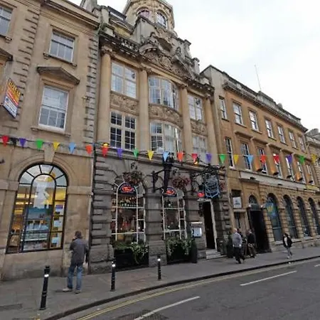 Historic Two Bed In Heart Of The *